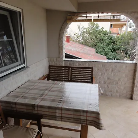 Apartment Ivica *